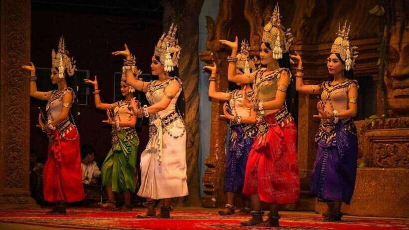 Siem Reap: Apsara Dance Show and Dinner with Hotel Pickup - Key takeaways before you go