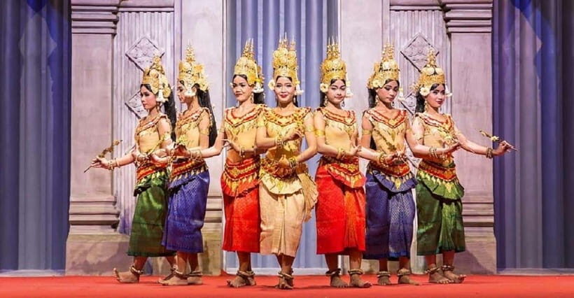 Siem Reap: Apsara Dance Show and Dinner with Hotel Pickup - The Robam Theatre Setup: Comfortable Seats and Khmer Folk Art Energy