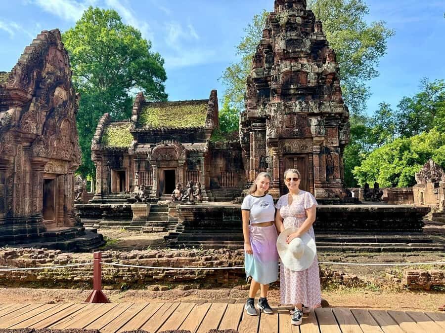 Siem Reap: Banteay Srei and 5 Grand Temples Tour with Guide - Banteay Srei and the Grand Circuit: a smarter way to see more