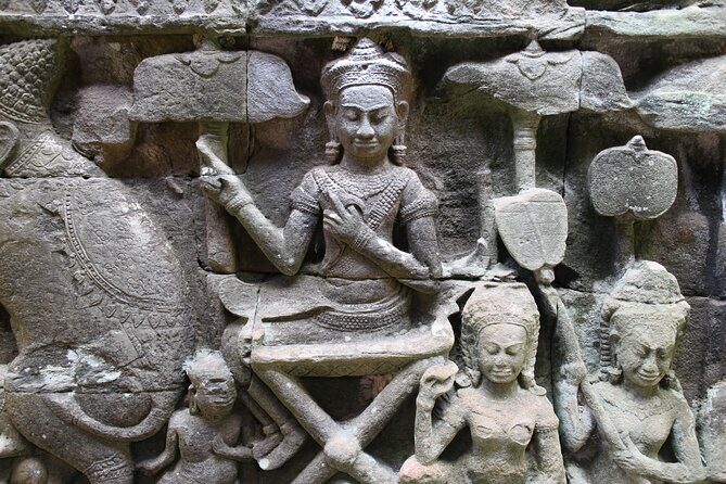 Siem Reap: Bike the Angkor Temples - Full-Day 30km Tour - Temple dress rules you can’t skip