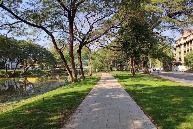 Siem Reap City Walking Tour - Kandal Village: colonial streets, boutique energy, and coffee-house stops