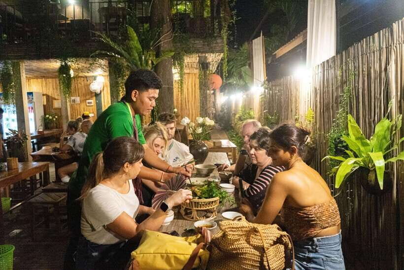 Siem Reap: Evening Food Tour with 10 Local Tastings - A 5 pm pickup and a route that keeps you eating (not wandering)