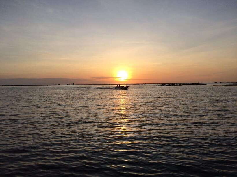 Siem Reap Floating Village Tour, Kompong Phluk Tour - Duck boat through Kampong Phluk: stilt houses and seasonal logic