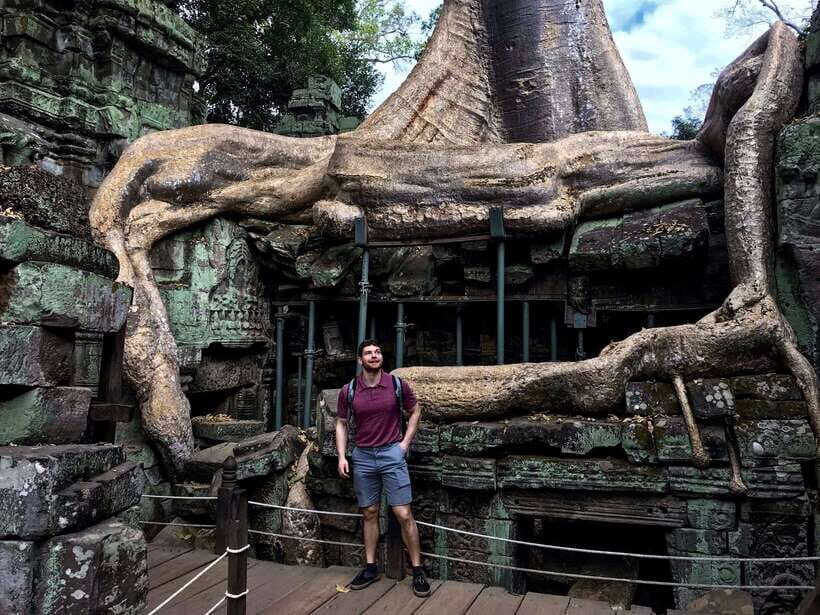 Siem Reap: Full Day Angkor Wat Temple Experience with Sunset - Bayon faces and the royal-city maze you can actually enjoy