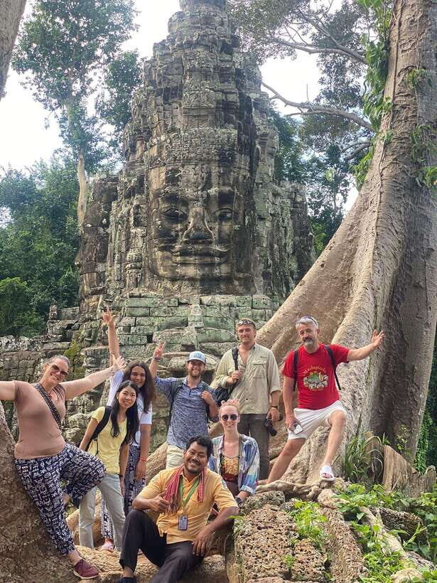 Siem Reap: Grand circle tour Sun set on bakeang hill & Guide - East Mebon: ancestors, reservoir geometry, and why the timing of the ruin matters