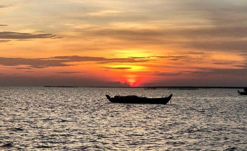 Siem Reap: Kampong Phluk Floating Village Tour with Boat - Key things you’ll notice on this Kampong Phluk boat tour