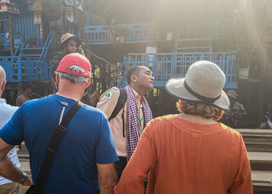Siem Reap: Kampong Phluk Floating Village Tour with Boat - The Tonle Sap boat ride and the floating restaurant sunset