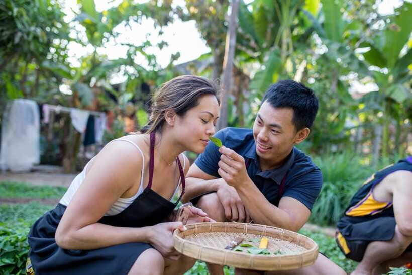 Siem Reap: Khmer Cooking Class at a Local's Home - Choosing Your Four Dishes: Fish Amok and Tom Yum Anchor the Menu