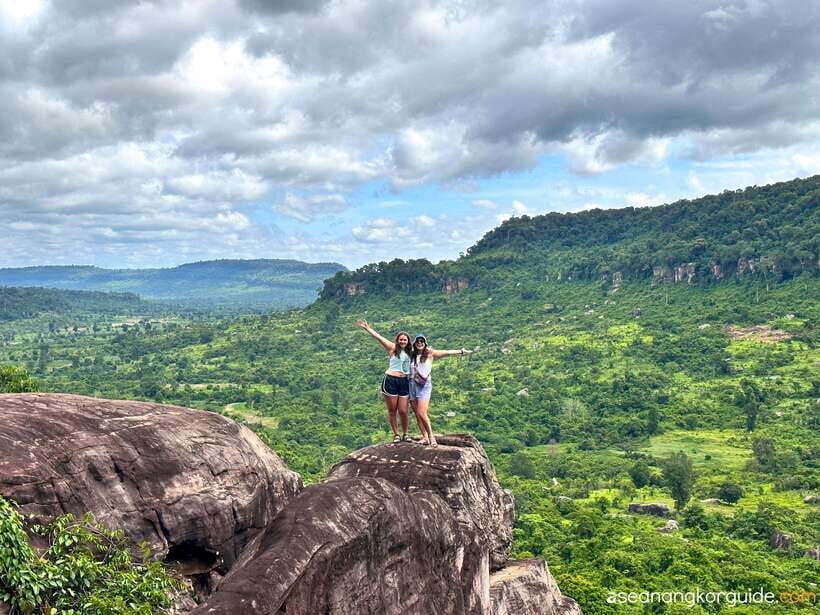 Siem Reap: Kulen Mountain, Beng Mealea and Tonle Sap Tour - Morning Pickup: From Krong Siem Reap to Rice Paddies and Palm Cake
