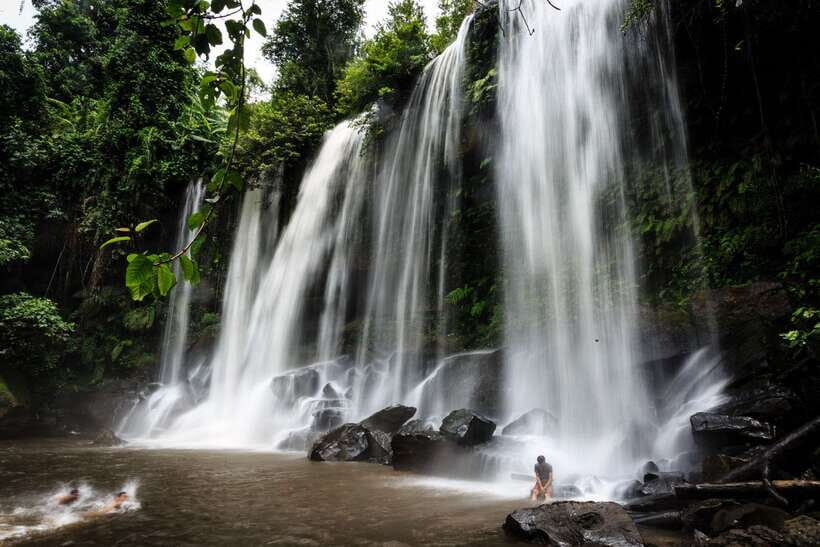 Siem Reap: Kulen Waterfall & 1000 Lingas Day Tour with Lunch - River of a Thousand Lingas: Holy Water, Carvings, and a Slow Moment