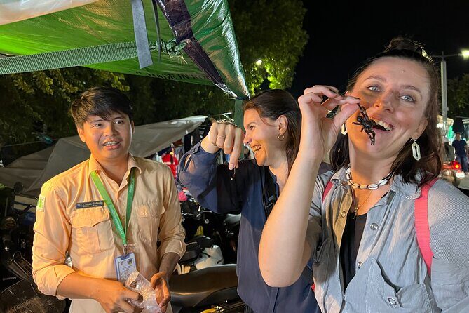 Siem Reap: Local Street Food Experience by Tuk-Tuk - How the tuk-tuk format makes Siem Reap street food actually workable