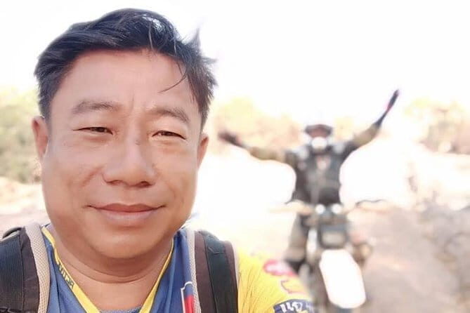 Siem Reap: Morning Bike Tours with Local Market & Lunch - Small groups (max 12) and why it matters on food stops