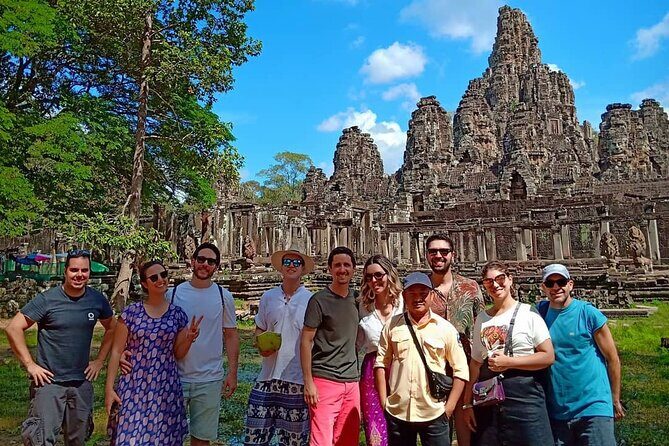 Siem Reap Shared Full-Day Guided Tour of Angkor Temples - Angkor Wat: two hours that can feel either rushed or perfect