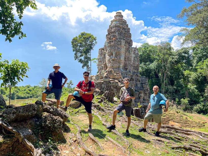 Siem Reap: Temple Tour with Angkor Wat Sunrise and Breakfast - What the guide does (and why names keep popping up)