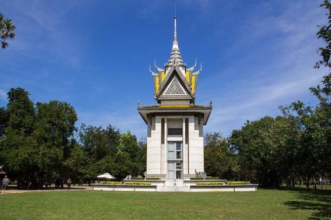 Siem Reap to Phnom Penh by Private Car or Minivan - What’s included vs. not included (so you don’t get surprised)