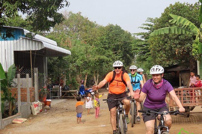 Silk Island Cycling Adventure & lunch with locals - Floating Restaurant Lunch: The Break You Actually Need
