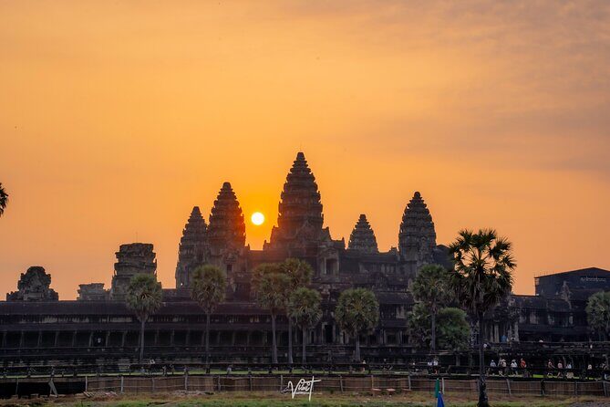 Sunrise Small Group Tour in Siem Reap - Why the 4:30am start makes Angkor Wat feel different