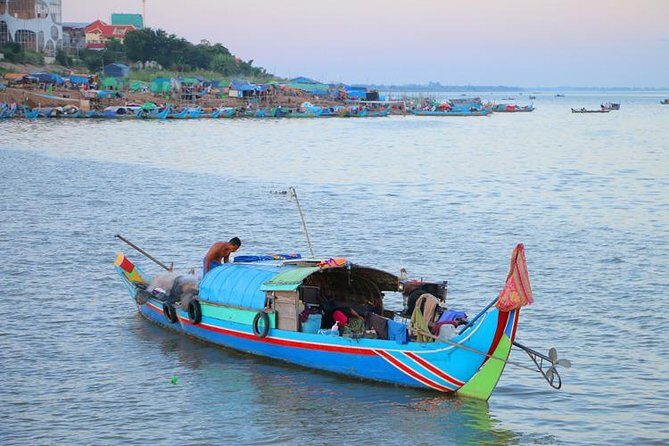 Sunset Cruise with unlimited beer & soft drinks -English speaking guide on board - Price and logistics: what $16.99 really buys you in Phnom Penh