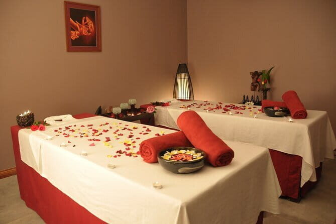 Swedish Massage in Phnom Penh - Private session dynamics: couple-friendly and solo-friendly
