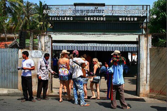 Tuol Sleng Genocide Museum (S-21) and Choeung Ek Killing Fields Tour - A hard day in Phnom Penh: what this tour actually covers