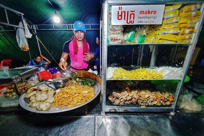 Ultimate Siem Reap Food Tour (10 Locals Tasting with Drinks & Transport) - Stop 2: Siem Reap Night Market for the real street-food atmosphere