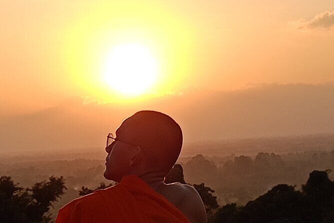 Unveiling 2 Days Private Angkor Wat/Beyond In Sunrise/Sunset Tour - Pink sandstone carvings and quiet sunset-building stops
