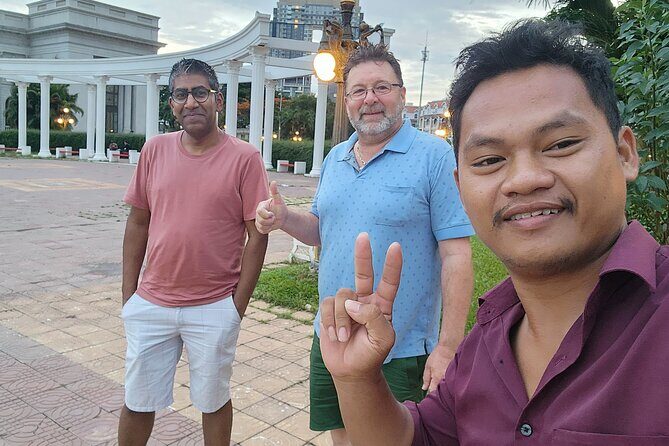 Visit 11 Places in One Day including S21 & Killing Field - Stop 10: Choeung Ek Killing Fields—Documentary First, Then Audio Guide Time