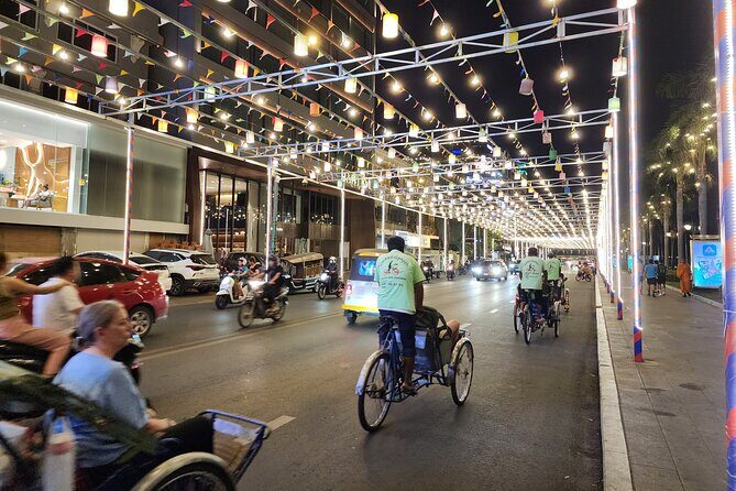 Visit 9 Places in 3 Hours by Private Tuk-Tuk - Why a 3-Hour Tuk-Tuk Loop Works in Phnom Penh at Night
